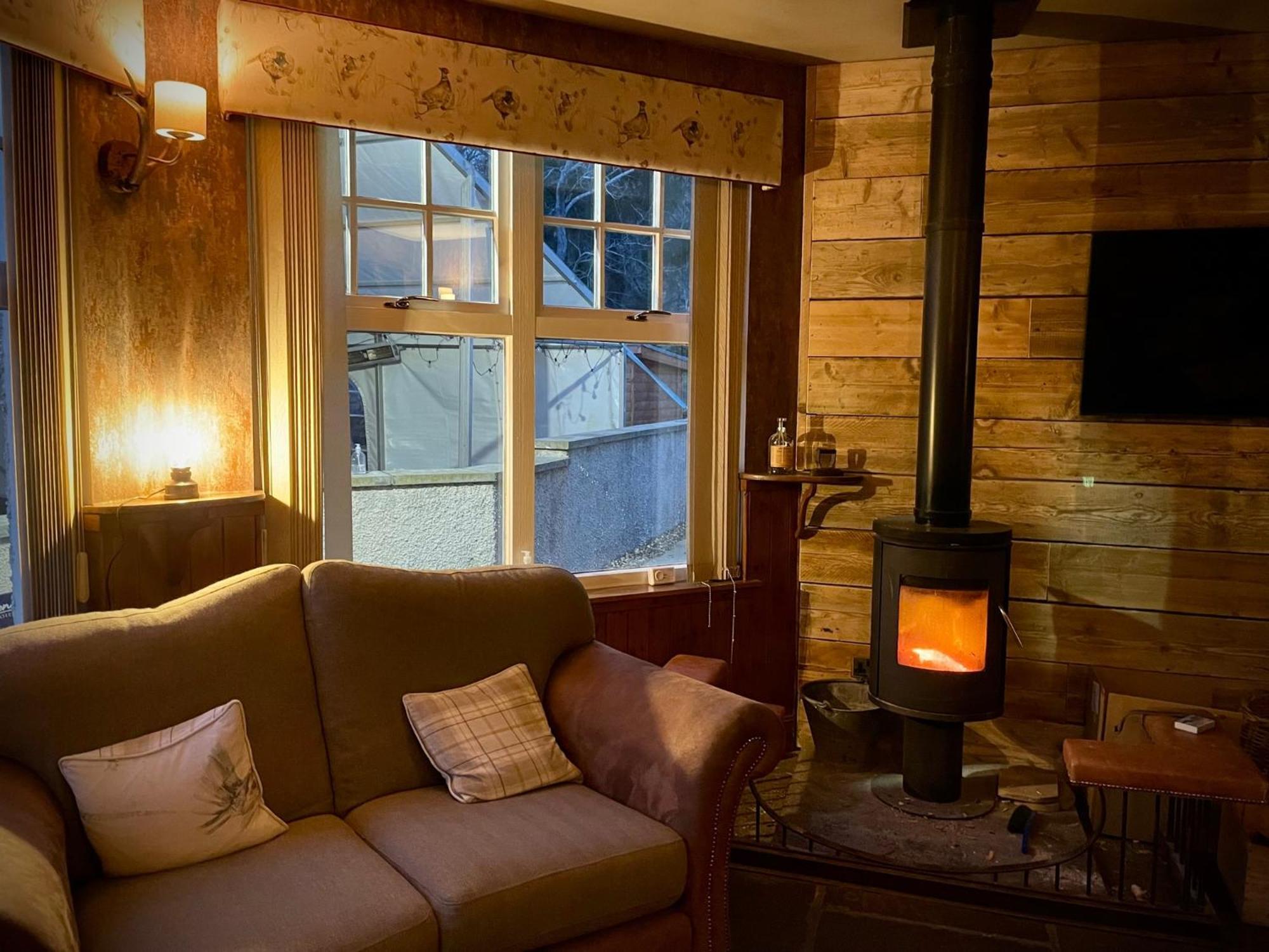 Glen Clova Hotel & Luxury Lodges Millton of Clova Ngoại thất bức ảnh
