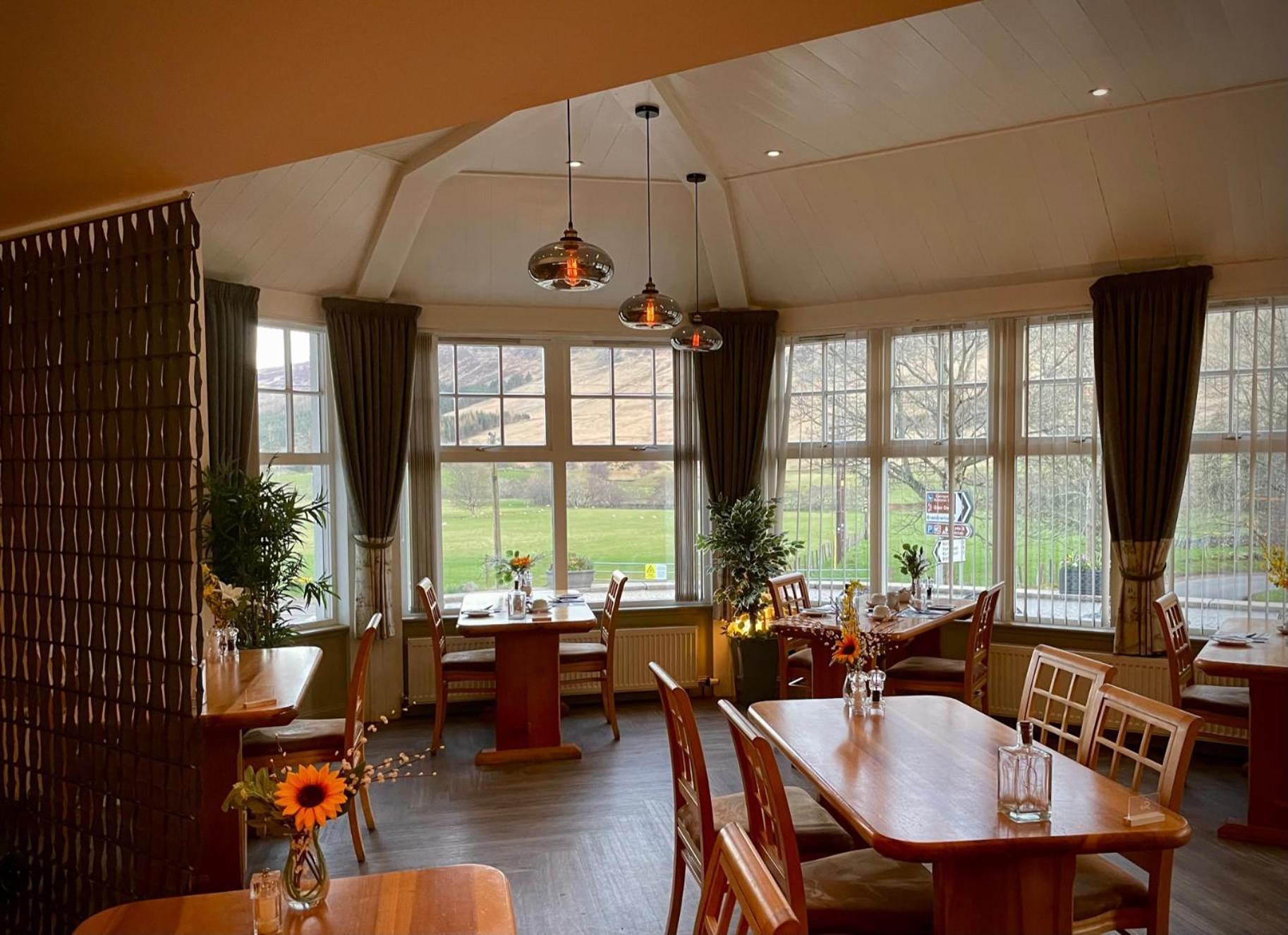Glen Clova Hotel & Luxury Lodges Millton of Clova Ngoại thất bức ảnh